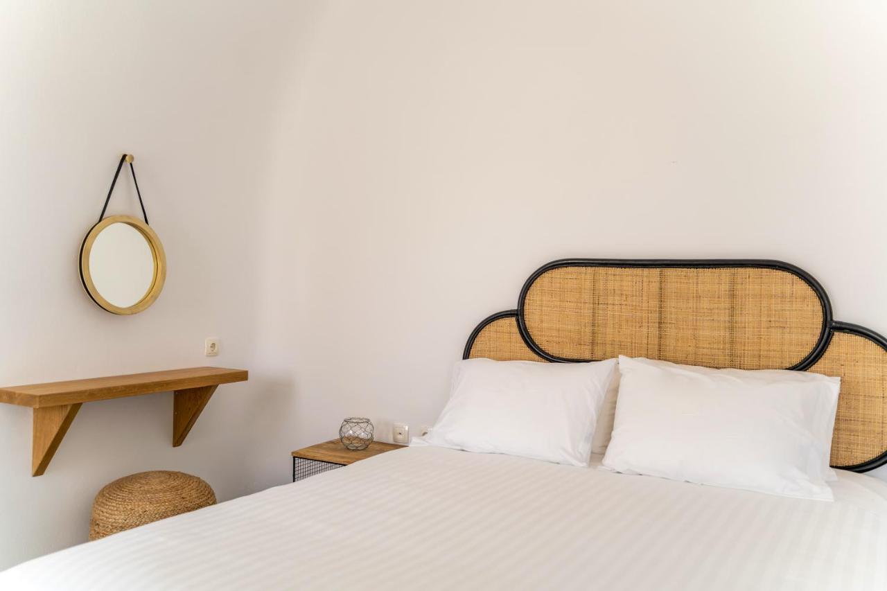 Evanthia Best View Thirassia Island Hotel Екстериор снимка